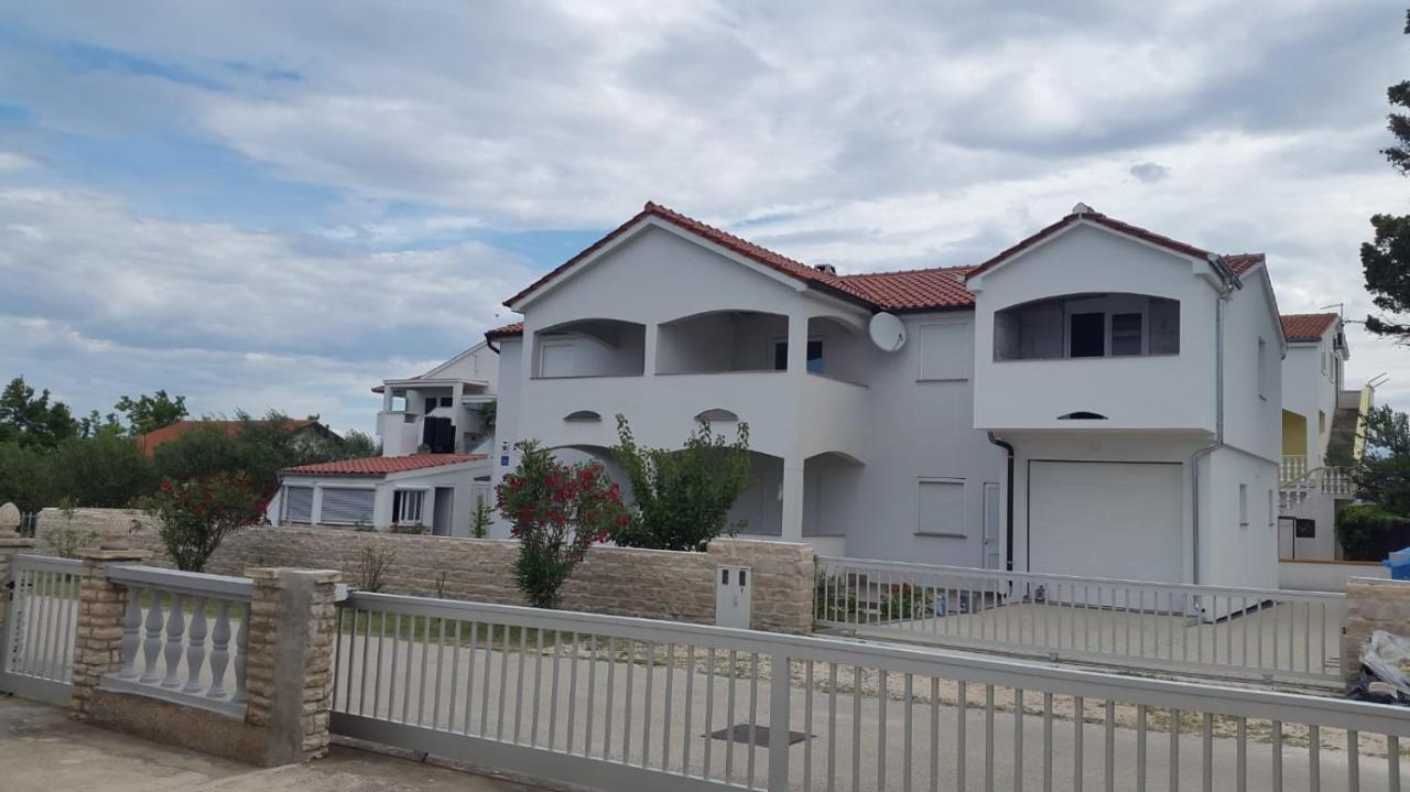 Apartament Haus Milana Nin Zewnętrze zdjęcie