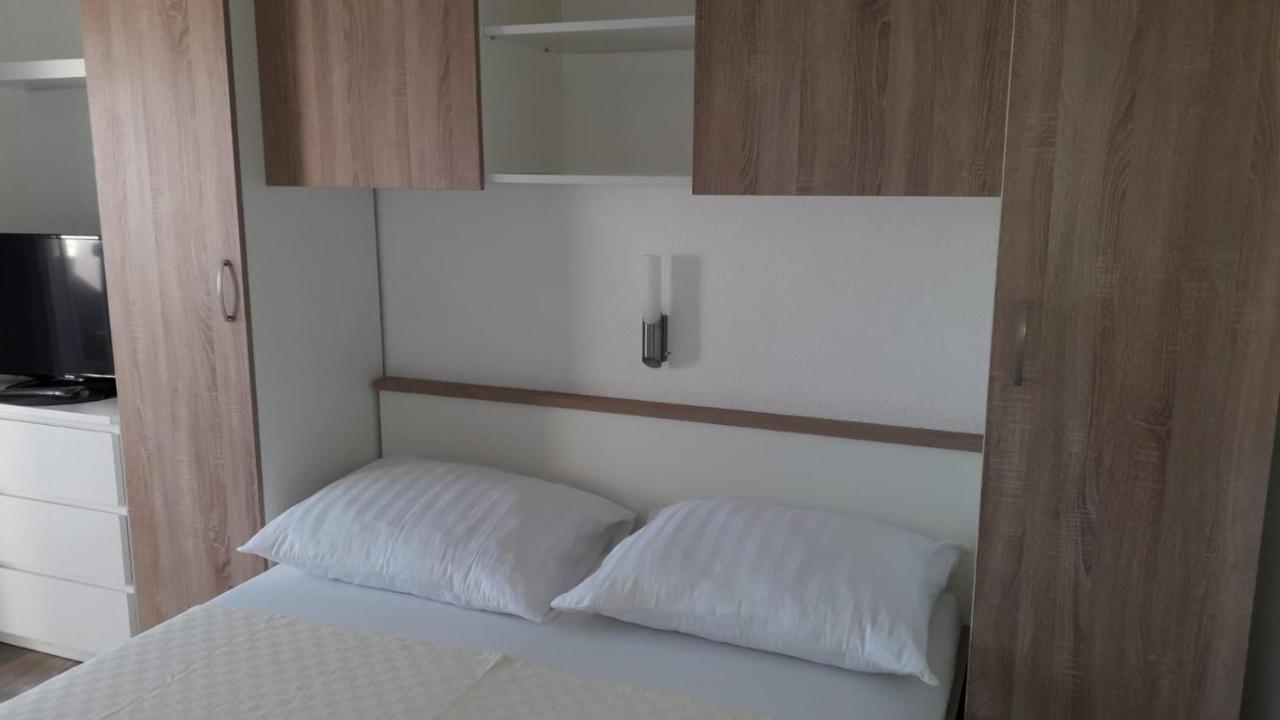 Apartament Haus Milana Nin Zewnętrze zdjęcie