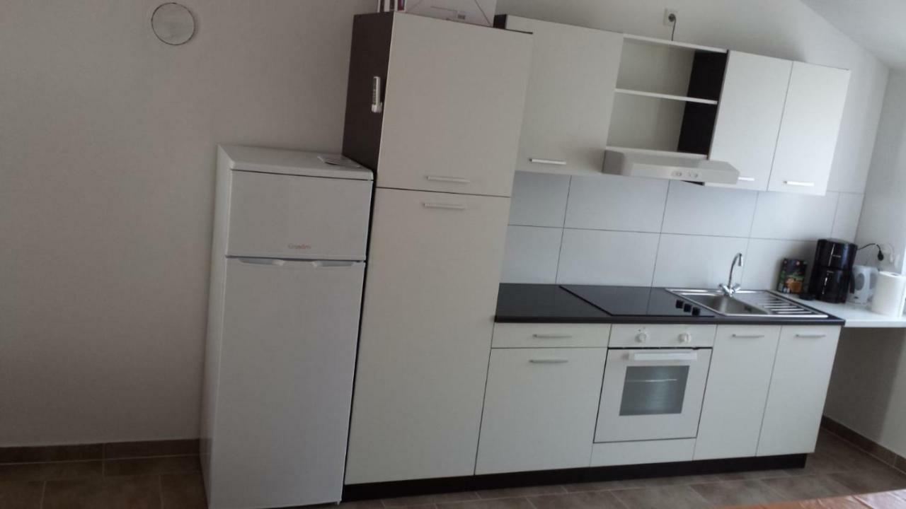 Apartament Haus Milana Nin Zewnętrze zdjęcie
