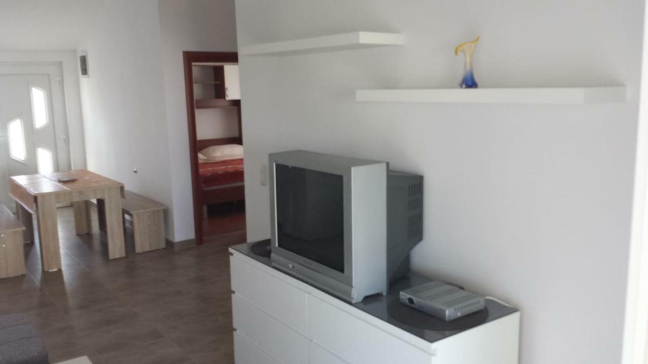 Apartament Haus Milana Nin Zewnętrze zdjęcie